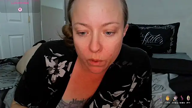 julimonroe online show from 10-30-25, 10:50