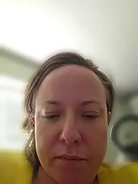 julimonroe online show from 07-12-26, 04:52