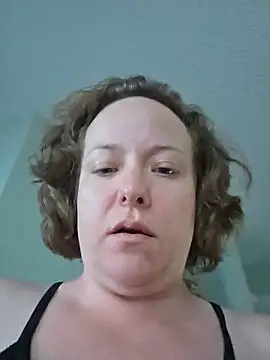 julimonroe online show from 06-02-26, 01:38