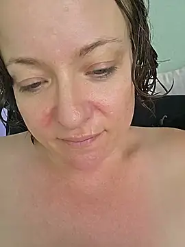 julimonroe online show from 05-24-26, 08:09