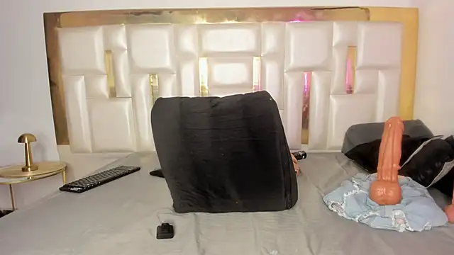 MiaaXXX1 online show from 10-29-25, 02:10