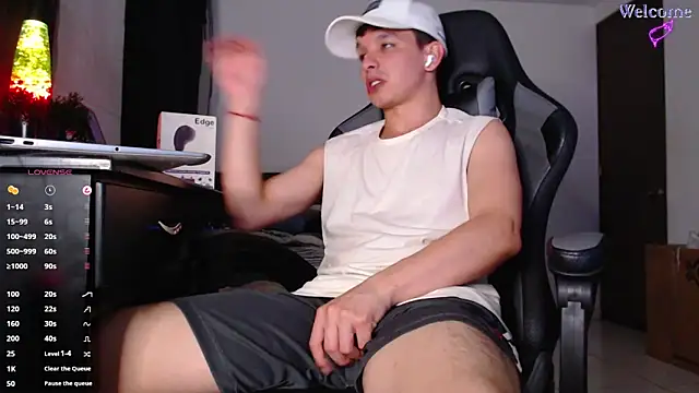 Angel-Twink online show from 02-12-26, 02:33