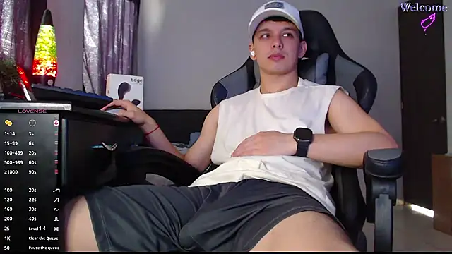 Angel-Twink online show from 01-11-26, 05:31