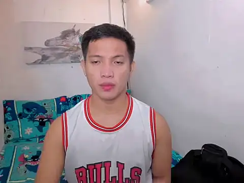 xSebastian19 online show from 12-16-25, 09:08