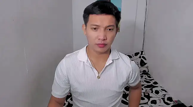 xSebastian19 online show from 12-16-24, 04:27