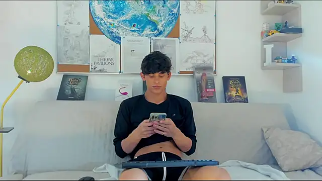 logan thomas online show from 03-03-26, 06:15