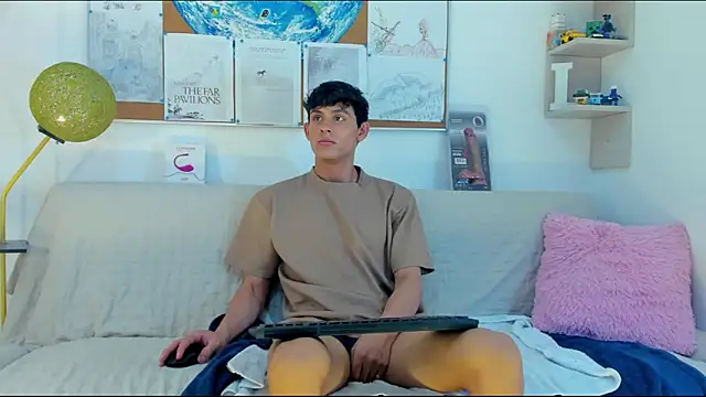 logan thomas online show from 04-25-26, 07:33