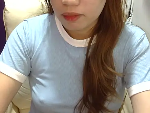    zurIII09  online show from 05-10-26, 03:32