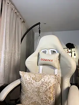 Snapshot of Stormiie777 chatting on 02-04-26, 11:33 Stormiie777 online show from 02-04-26, 11:33