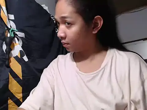 Snapshot of Valentinasbody chatting on 09-21-25, 05:40 Valentinasbody online show from 09-21-25, 05:40