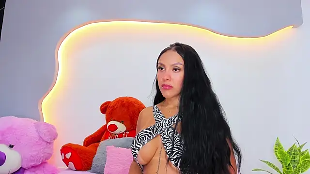 HeidyWillss online show from 04-07-26, 07:37