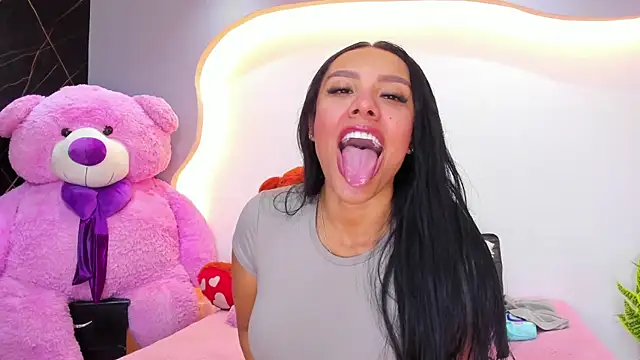 HeidyWillss online show from 05-30-26, 07:41