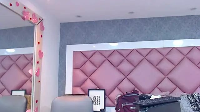 DanielaDuff online show from 03-22-26, 07:48