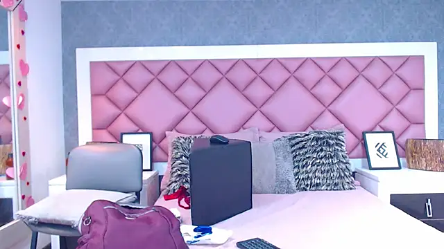 DanielaDuff online show from 02-10-26, 07:46