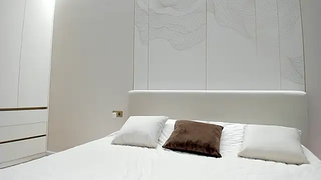 Snapshot of JenniferQueen11 chatting on 03-04-26, 03:31 JenniferQueen11 online show from 03-04-26, 03:31