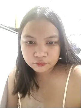 Snapshot of milkytitsmom4u chatting on 02-18-26, 06:22 milkytitsmom4u online show from 02-18-26, 06:22