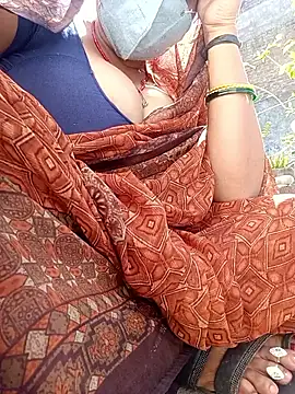 Snapshot of Lattika-Bhabhi chatting on 02-28-26, 06:24 Lattika-Bhabhi online show from 02-28-26, 06:24