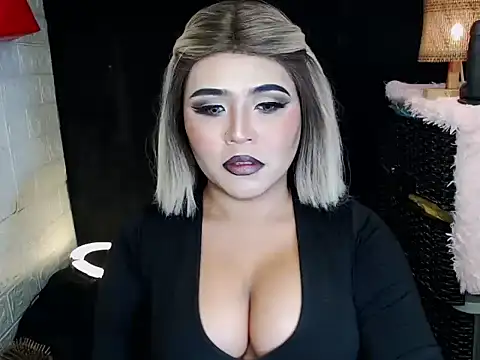 Snapshot of x12inchanaconda chatting on 02-26-26, 12:43 x12inchanaconda online show from 02-26-26, 12:43