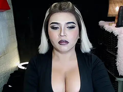 Snapshot of x12inchanaconda chatting on 02-25-26, 12:11 x12inchanaconda online show from 02-25-26, 12:11