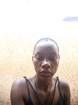 Snapshot of Petite_li chatting on 02-13-26, 05:51 Petite li online show from 02-13-26, 05:51