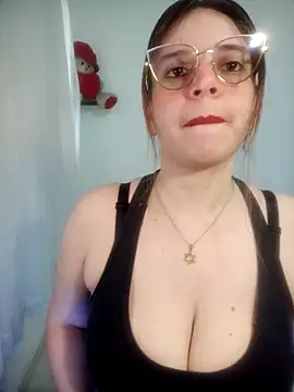 lorenitabella online show from 03-23-26, 08:52