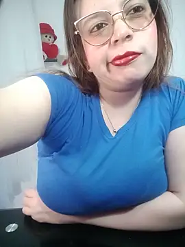 lorenitabella online show from 05-22-26, 08:56