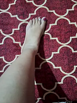 Snapshot of XBHUUME chatting on 01-29-25, 05:51 XBHUUME online show from 01-29-25, 05:51