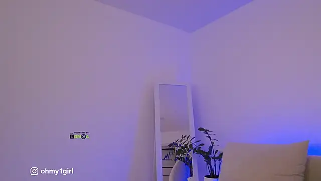 Fallinlove1 online show from 11-22-25, 09:46