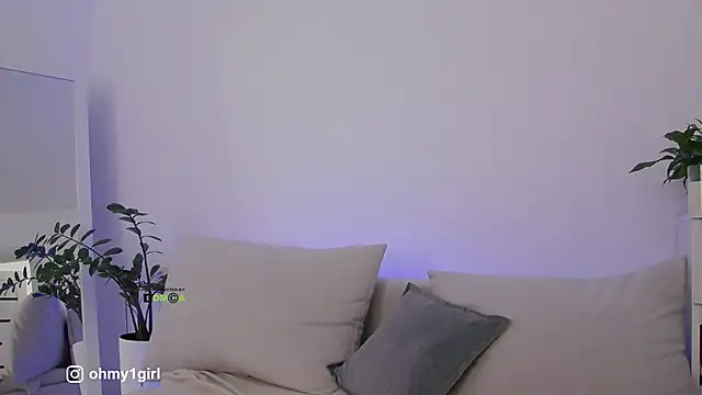 Fallinlove1 online show from 11-18-25, 11:24