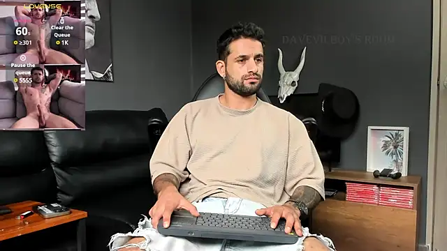 Davevilboy online show from 03-18-25, 03:22