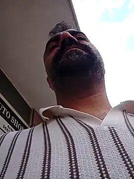 Snapshot of kevgir08 chatting on 06-17-26, 01:54 kevgir08 online show from 06-17-26, 01:54