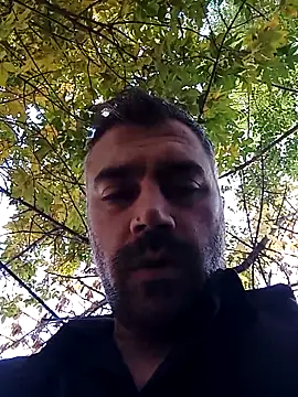 Snapshot of kevgir08 chatting on 10-15-25, 02:25 kevgir08 online show from 10-15-25, 02:25