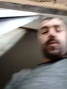 Snapshot of kevgir08 chatting on 01-05-25, 11:37 kevgir08 online show from 01-05-25, 11:37