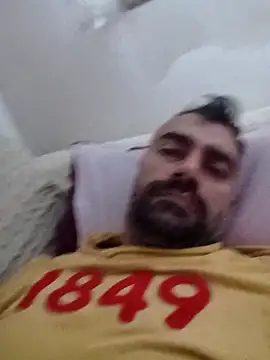 Snapshot of kevgir08 chatting on 05-24-26, 05:07 kevgir08 online show from 05-24-26, 05:07