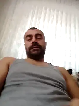Snapshot of kevgir08 chatting on 12-10-24, 10:28 kevgir08 online show from 12-10-24, 10:28