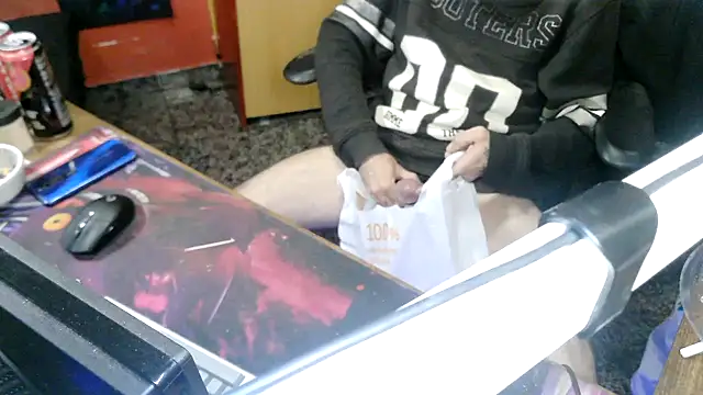 zorrito86 online show from 11-21-25, 05:45