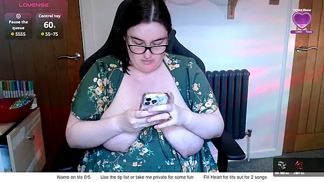 Rebecca Summer online show from 03-04-26, 06:54