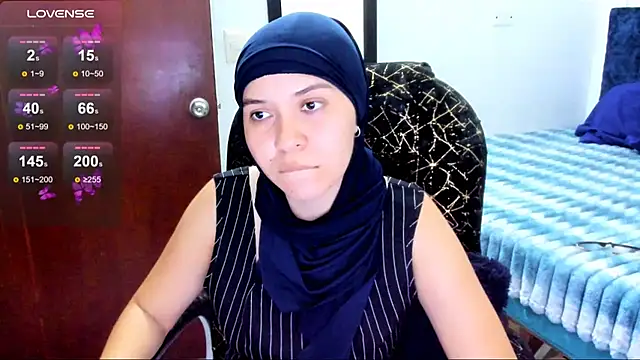 Snapshot of MatchedEyebrow chatting on 06-25-26, 10:15 MatchedEyebrow online show from 06-25-26, 10:15