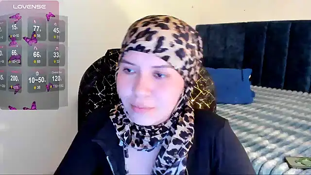 Snapshot of MatchedEyebrow chatting on 06-29-26, 09:25 MatchedEyebrow online show from 06-29-26, 09:25