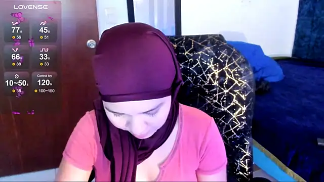 Snapshot of MatchedEyebrow chatting on 06-18-26, 09:09 MatchedEyebrow online show from 06-18-26, 09:09