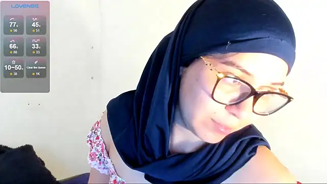 MatchedEyebrow online show from 05-03-26, 08:34