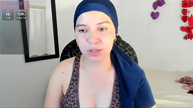 MatchedEyebrow online show from 05-15-26, 08:51