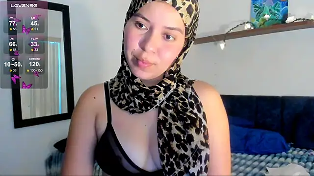 Snapshot of MatchedEyebrow chatting on 06-04-26, 10:03 MatchedEyebrow online show from 06-04-26, 10:03