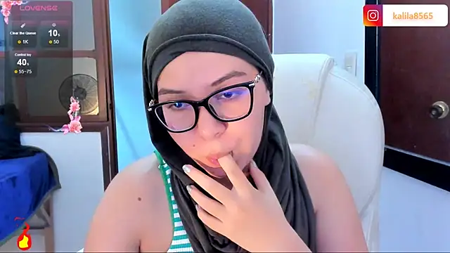 MatchedEyebrow online show from 09-26-25, 09:10