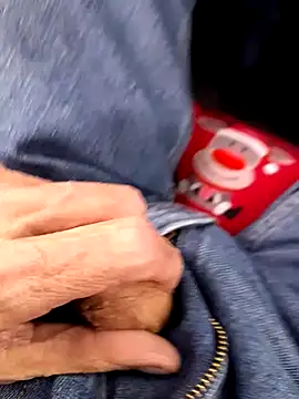 feet toes online show from 02-18-25, 12:49