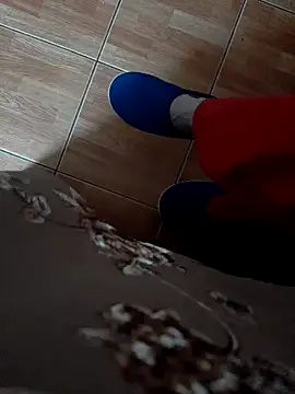 feet toes online show from 12-05-25, 06:56