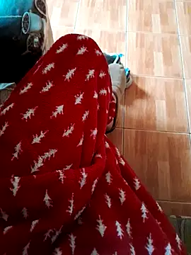 feet toes online show from 03-17-25, 06:07