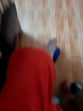 feet toes online show from 11-03-25, 05:23