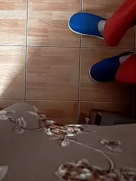 feet toes online show from 11-07-25, 07:13