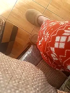 feet toes online show from 03-11-25, 06:30